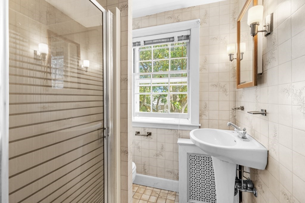 39 Chester Street Arlington, MA 02476 - Photo 22 of 27