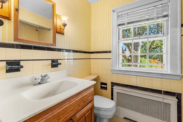 $822,000 | 39 Chester Street, Arlington, MA 02476