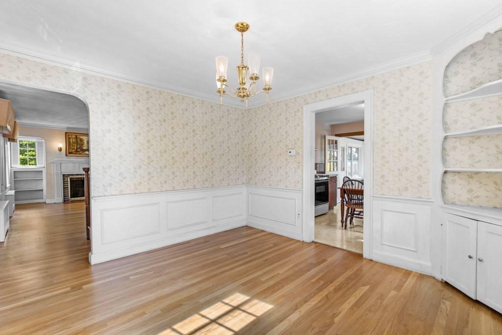 39 Chester Street Arlington, MA 02476 - Photo 10 of 27