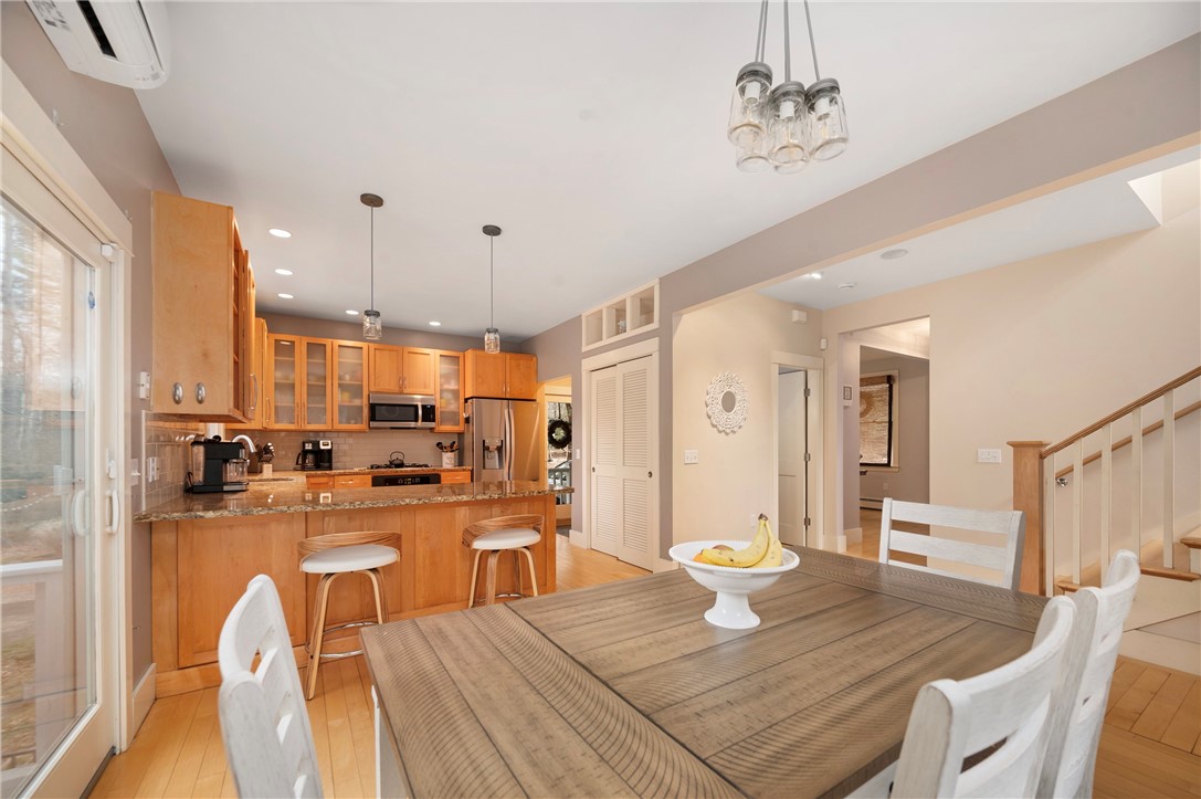 376 Hill Street Coventry, RI 02816 - Photo 13 of 34