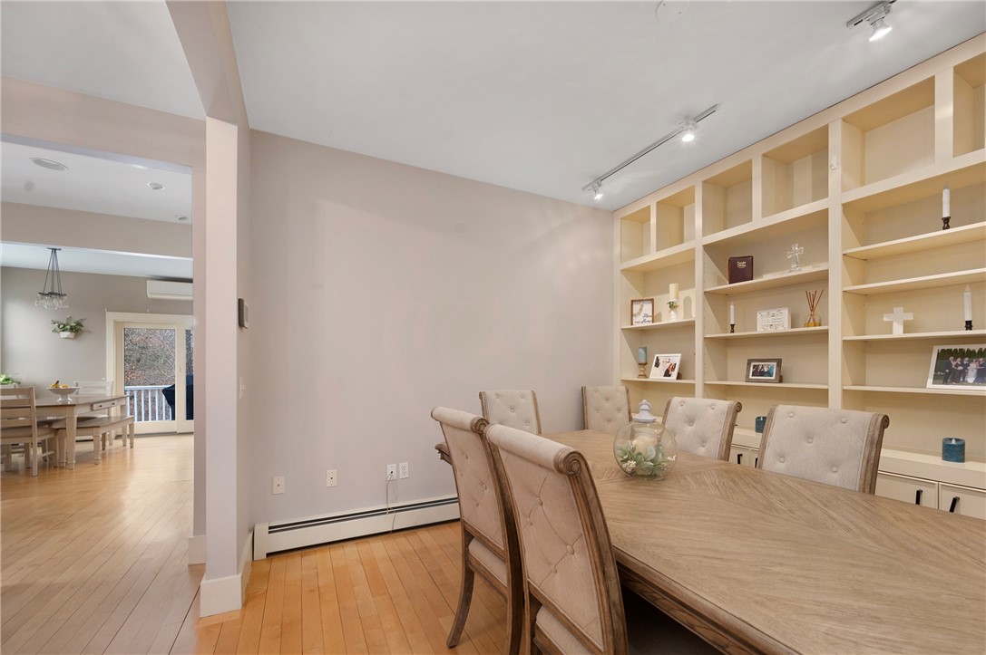 376 Hill Street Coventry, RI 02816 - Photo 6 of 34