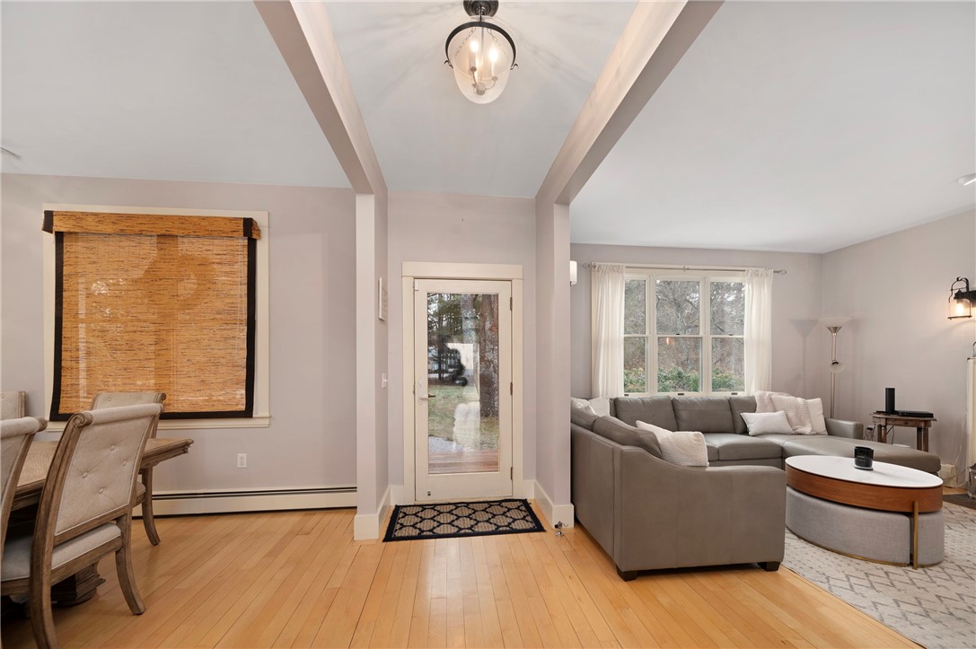 376 Hill Street Coventry, RI 02816 - Photo 7 of 34