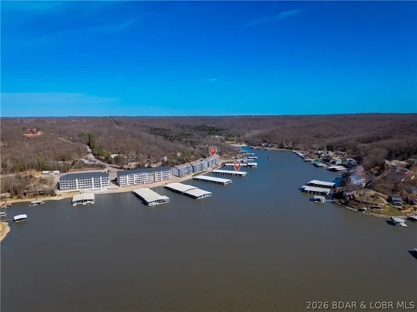 $325,000 | 315 Vision Drive, Unit 4B, Camdenton, MO 65020