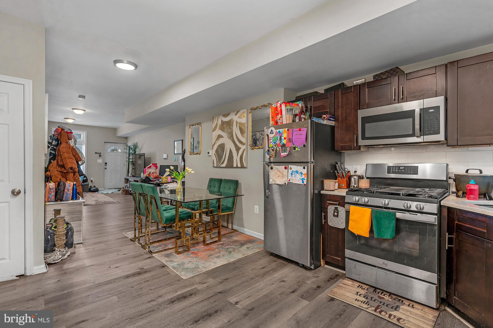 962 North Franklintown Road Baltimore, MD 21216 - Photo 9 of 19 Gorgeous kitchen