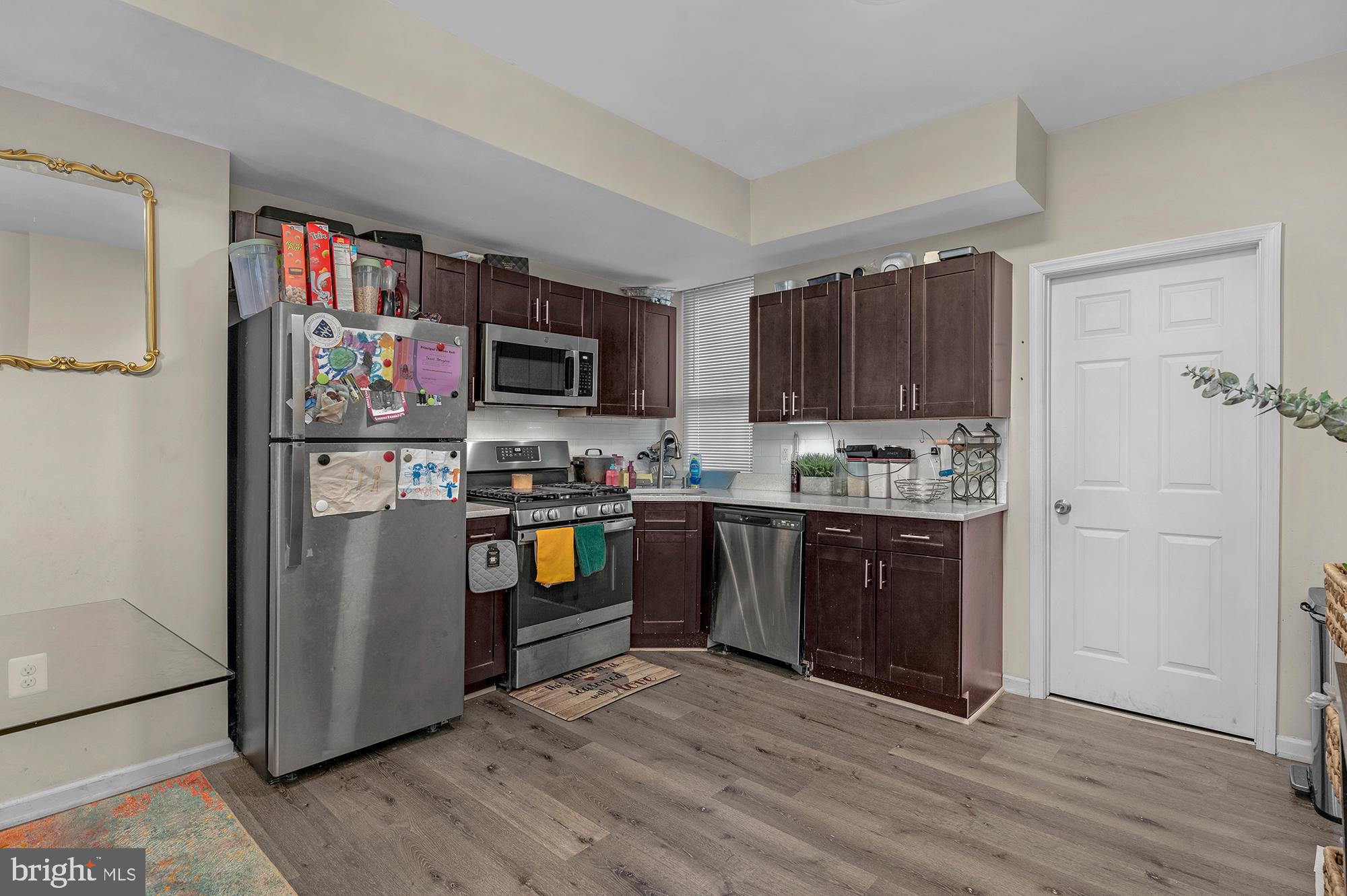 962 North Franklintown Road Baltimore, MD 21216 - Photo 10 of 19 Upgraded cabinets