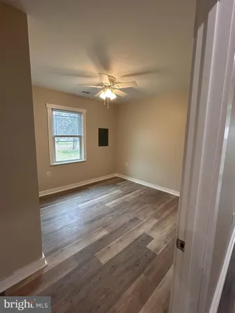$2,200 | 1063 Tanyard Road, Woodbury, NJ 08096