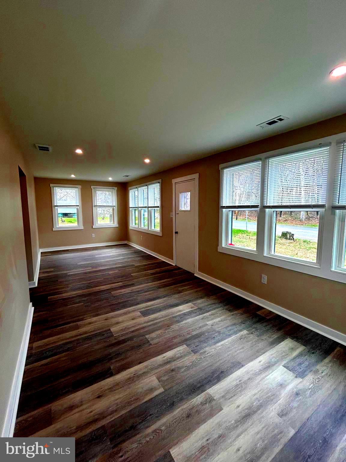 1063 Tanyard Road Woodbury, NJ 08096 - Photo 15 of 21