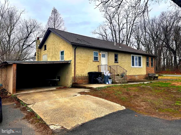 $2,200 | 1063 Tanyard Road, Woodbury, NJ 08096