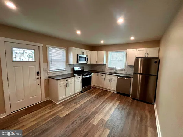 $2,200 | 1063 Tanyard Road, Woodbury, NJ 08096