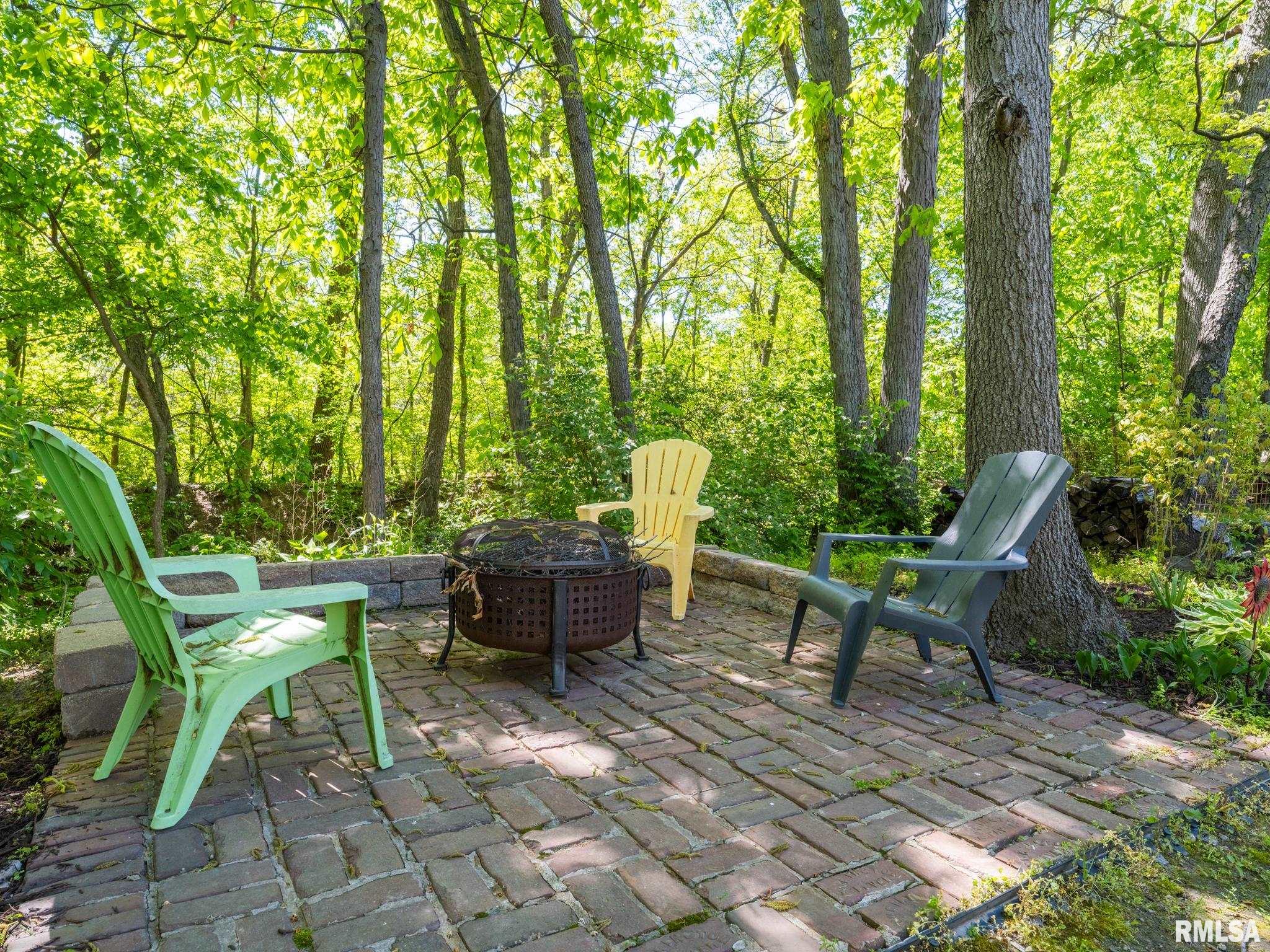 3612 West Chartwell Road Peoria, IL 61614 - Photo 9 of 63 Gallery Image 9