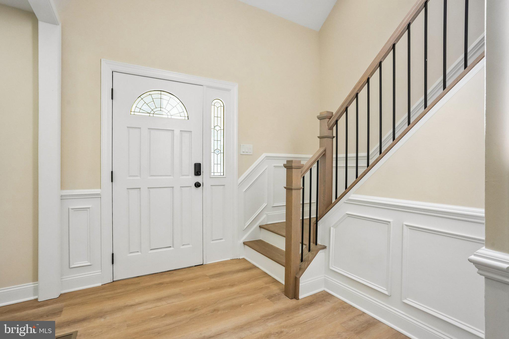 29 Apple Way Marlton, NJ 08053 - Photo 4 of 27 Foyer