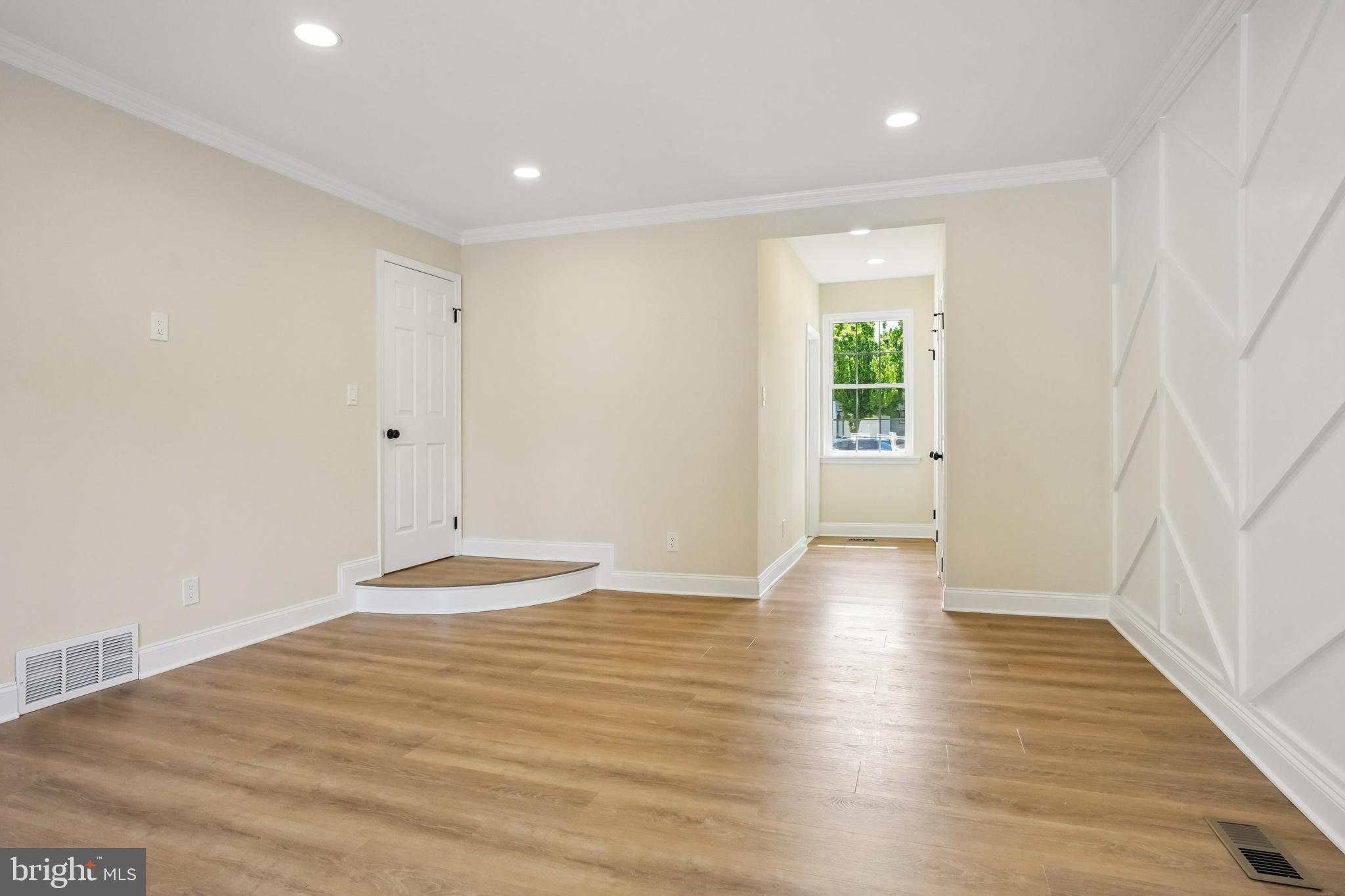 29 Apple Way Marlton, NJ 08053 - Photo 10 of 27 Step down Master suite