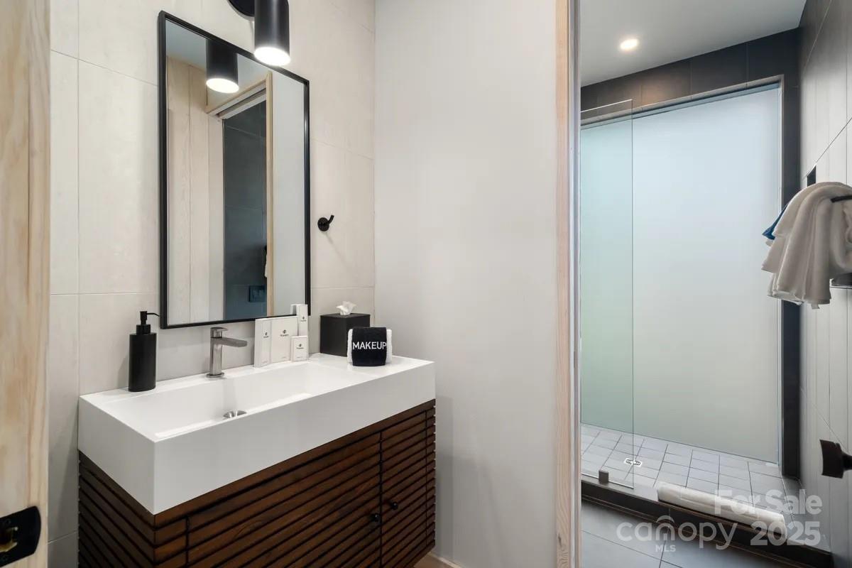 6 Oak Rdg Trail Black Mountain, NC 28711 - Photo 28 of 48