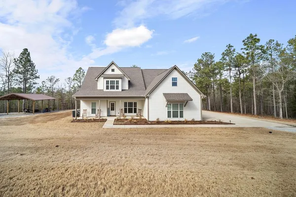 $475,000 | 214 Lee Road 2191, Salem, AL 36874