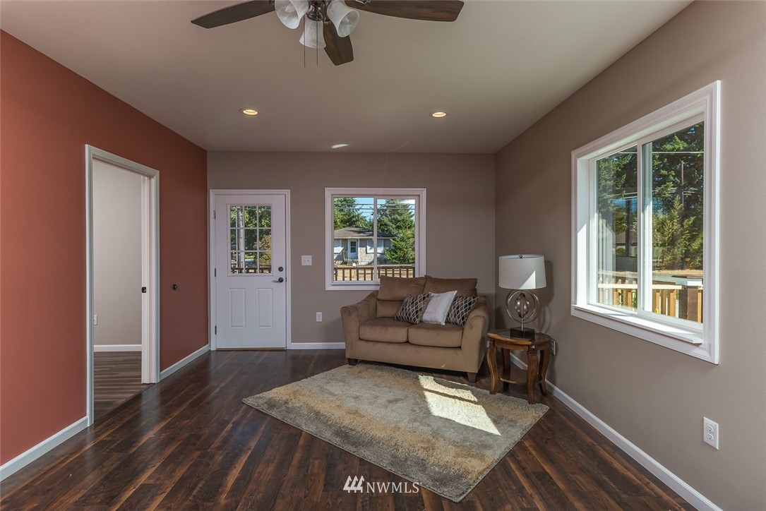 7599 Bruce Road Custer, WA 98240 - Photo 4 of 24