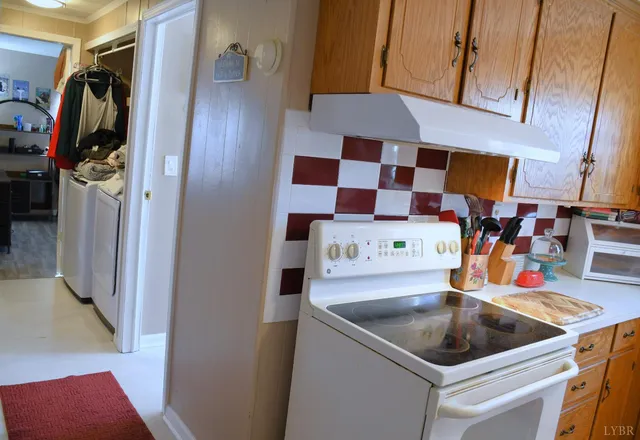 $229,000 | 818 Oak Street, Bedford, VA 24523