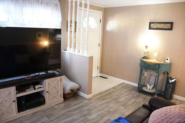 $229,000 | 818 Oak Street, Bedford, VA 24523