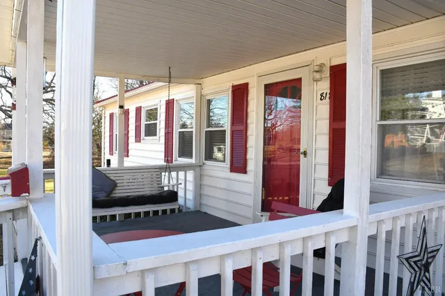 $229,000 | 818 Oak Street, Bedford, VA 24523