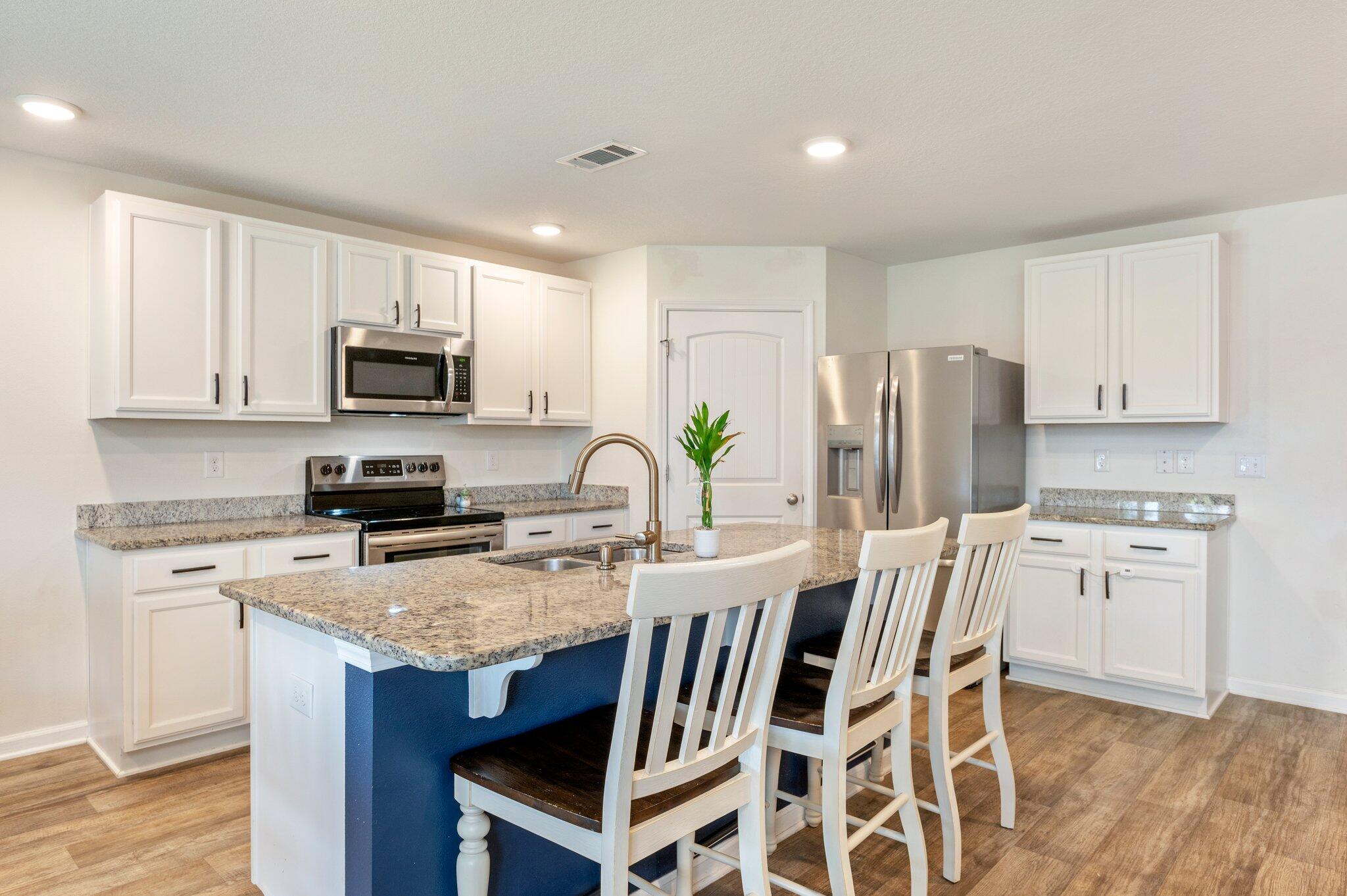 939 Merganser Way Crestview, FL 32539 - Photo 8 of 49 8-web-or-mls-939 Merganser Way-04