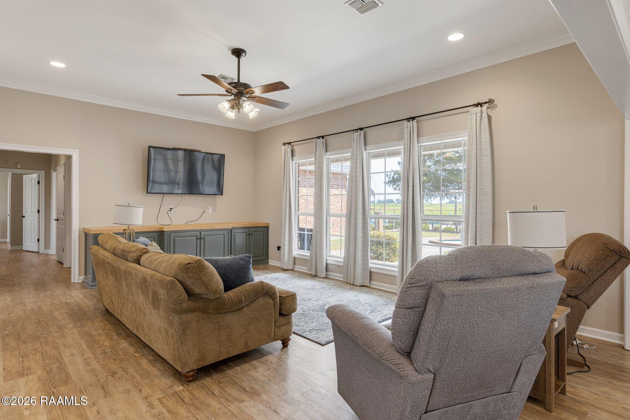 6891 Enis Road Maurice, LA 70555 - Photo 11 of 40 Living Room