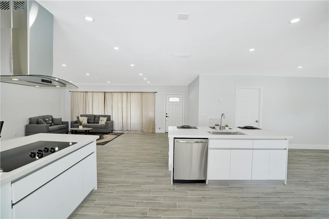 3520 North Park Road Hollywood, FL 33021 - Photo 8 of 19 Photo 8