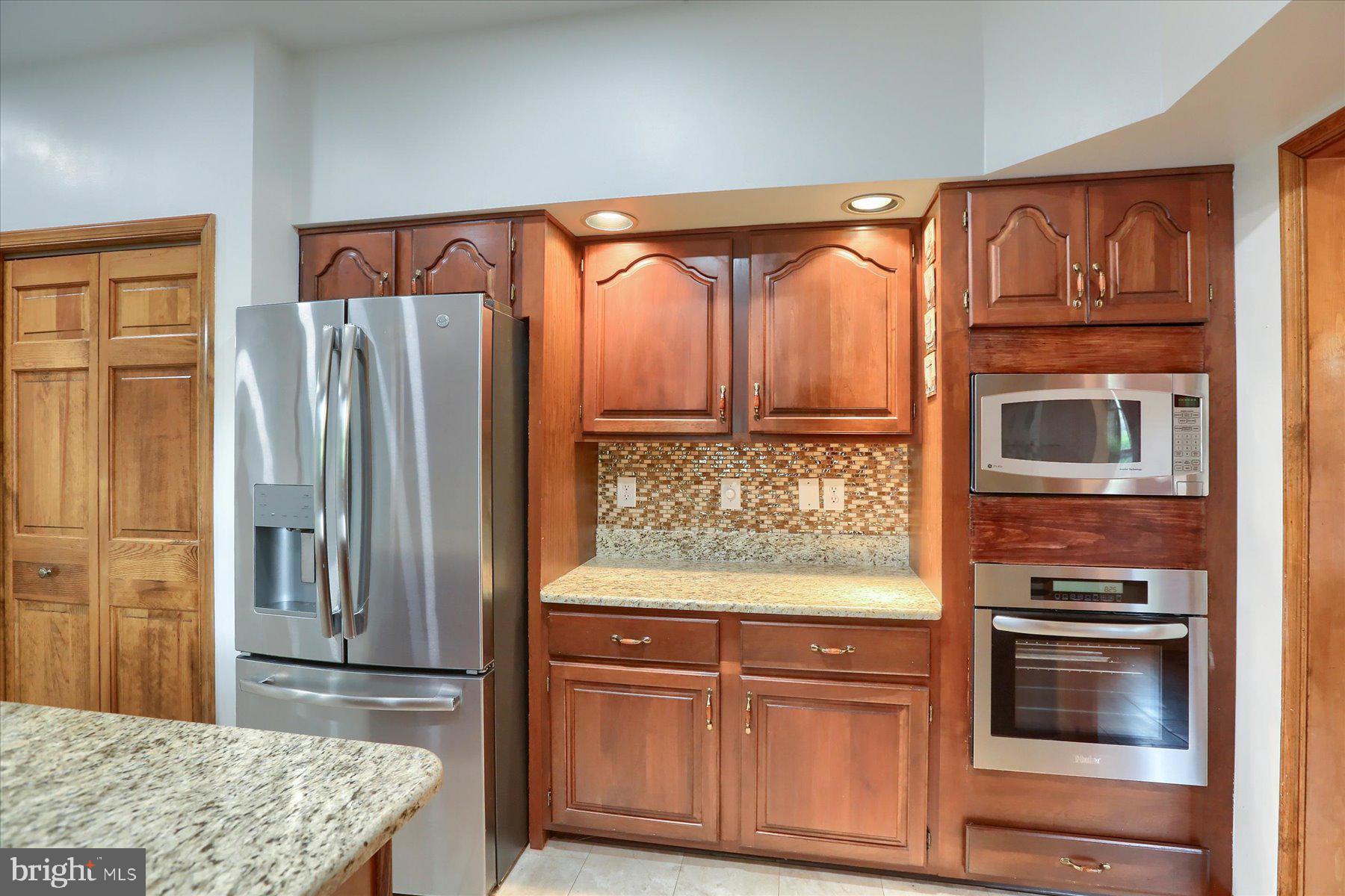 1201 Georgetown Circle Carlisle, PA 17013 - Photo 16 of 55