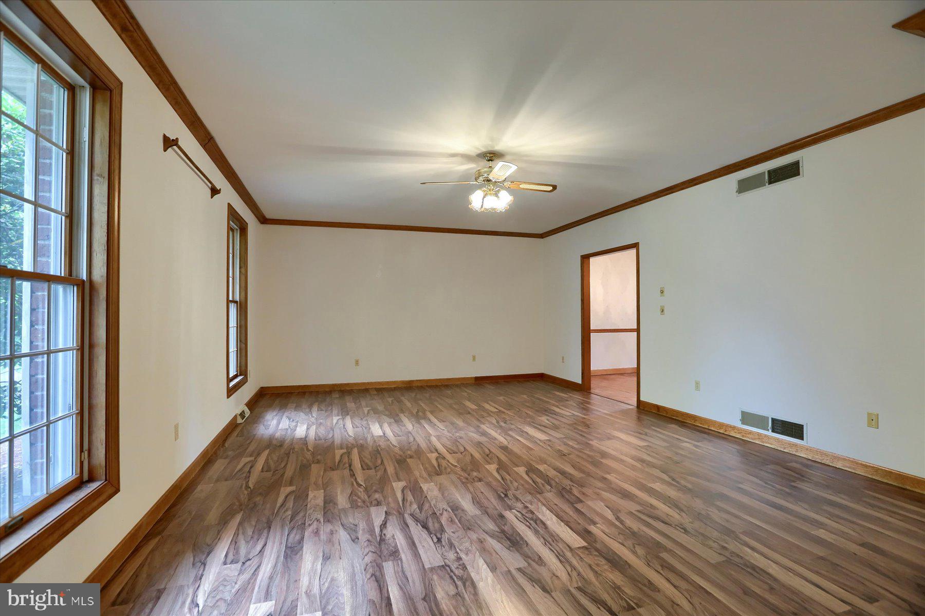 1201 Georgetown Circle Carlisle, PA 17013 - Photo 8 of 55