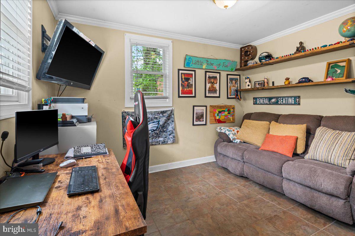 15 Carlton Avenue Ewing, NJ 08618 - Photo 6 of 39