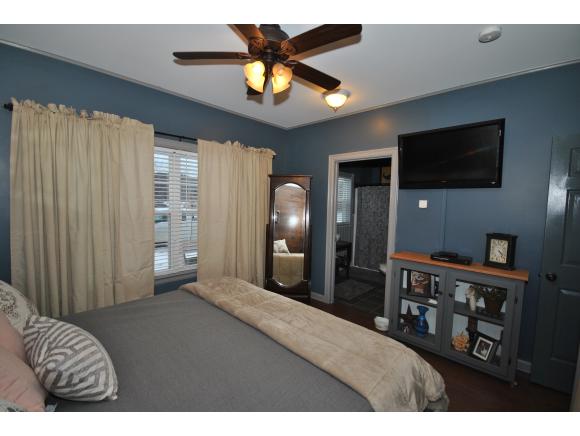 1003 Dover Road Epsom, NH 03234 - Photo 21 of 36