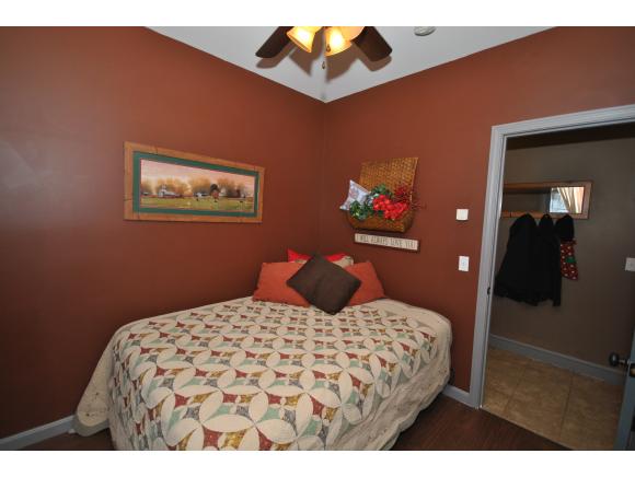 1003 Dover Road Epsom, NH 03234 - Photo 25 of 36