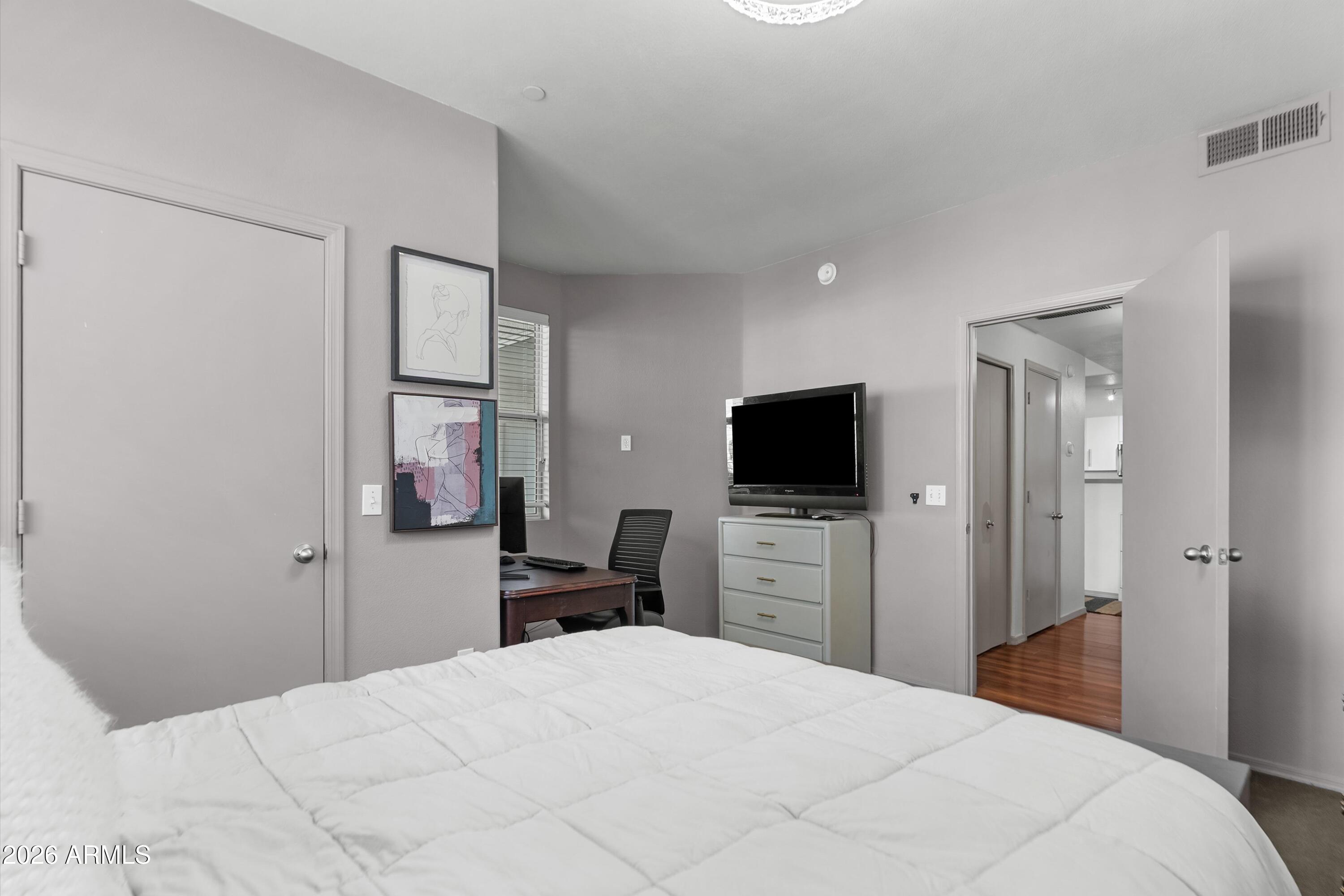 3302 North 7th Street, Unit 262 Phoenix, AZ 85014 - Photo 15 of 28 19-20260206-DSC07389