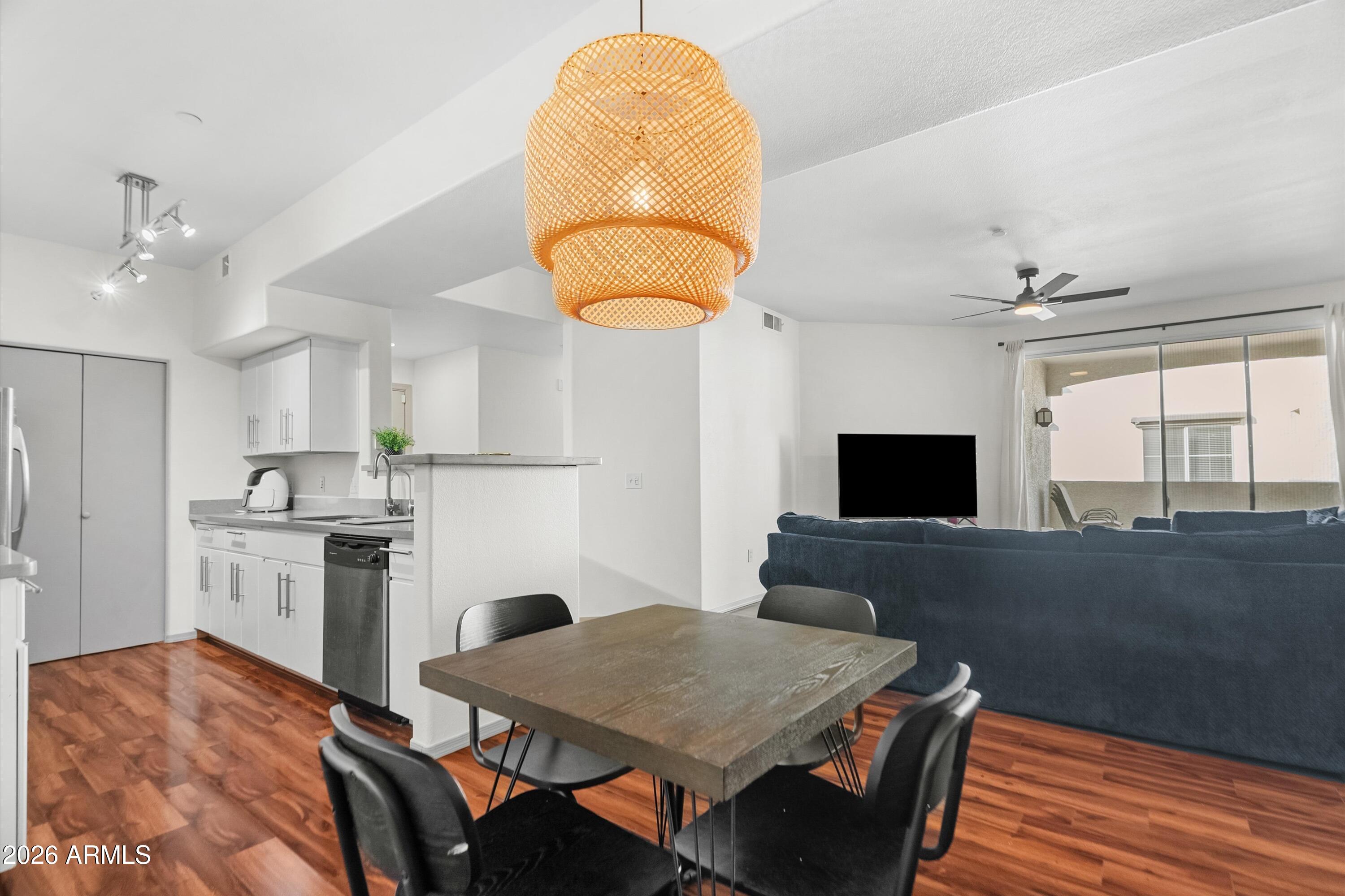 3302 North 7th Street, Unit 262 Phoenix, AZ 85014 - Photo 6 of 28 13-20260206-DSC07371