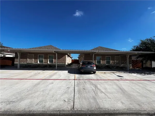 $1,000 | 1327 West Garfield Avenue, Unit 2, Alton, TX 78573