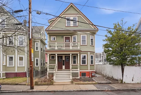 $999,000 | 5 Glendale Avenue, Unit 5, Somerville, MA 02144