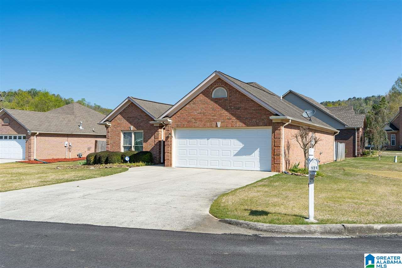 121 Oak Meadow Circle Oneonta, AL 35121 - Photo 3 of 31