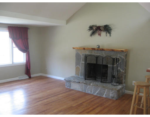 319 Haydenville Road Northampton, MA 01053 - Photo 15 of 25 Gallery Image 15