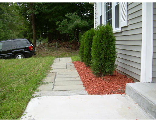 319 Haydenville Road Northampton, MA 01053 - Photo 19 of 25 Gallery Image 19