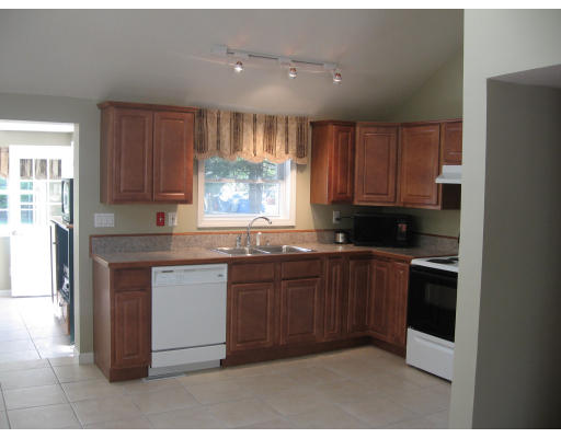 319 Haydenville Road Northampton, MA 01053 - Photo 8 of 25 Gallery Image 8