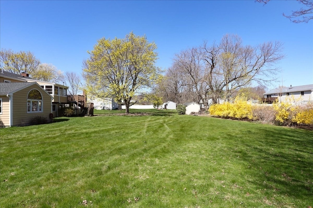 19 Longbow Road Danvers, MA 01923 - Photo 11 of 39 a house view with a garden space