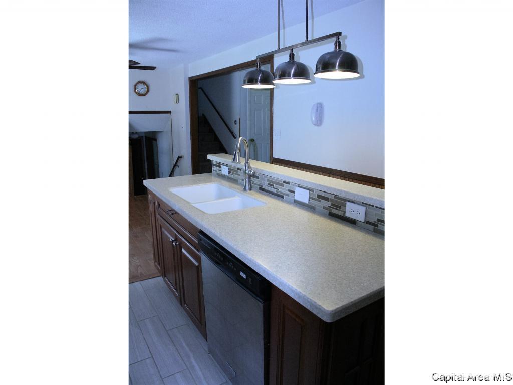 201 South Main Street Spaulding, IL 62561 - Photo 4 of 15 Gallery Image 4