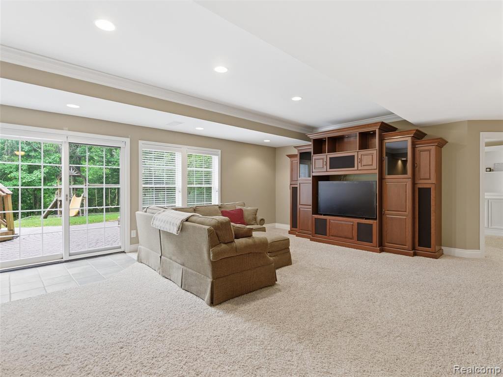 5454 Creekmonte Drive Rochester, MI 48306 - Photo 41 of 69