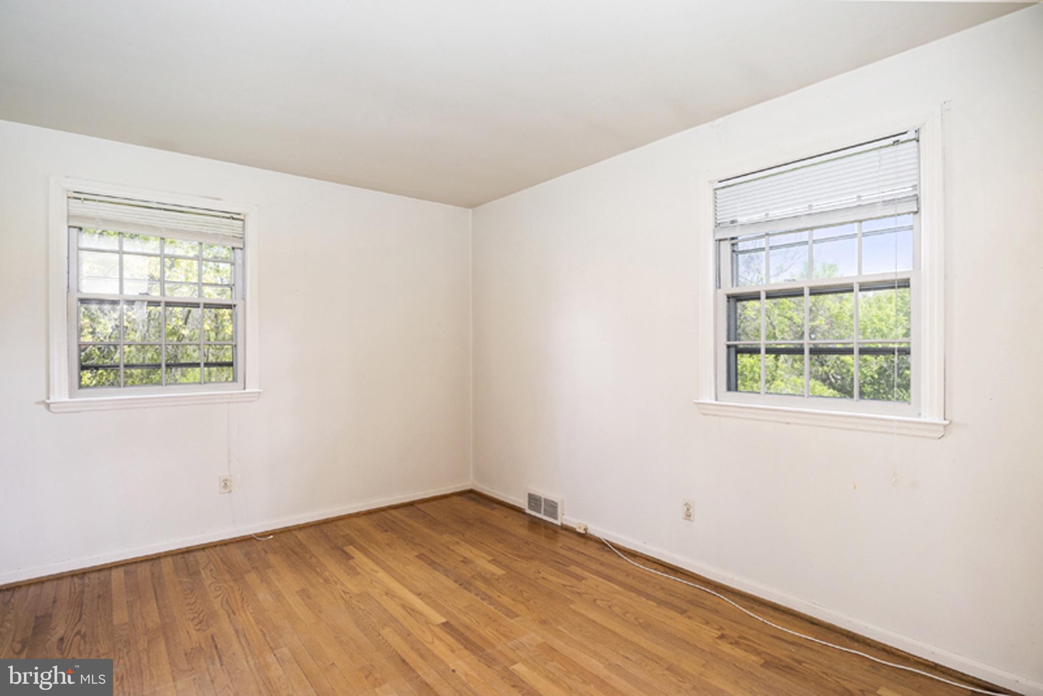 41 Ferncliff Road Newark, DE 19711 - Photo 12 of 22 Third Bedroom, Hardwood