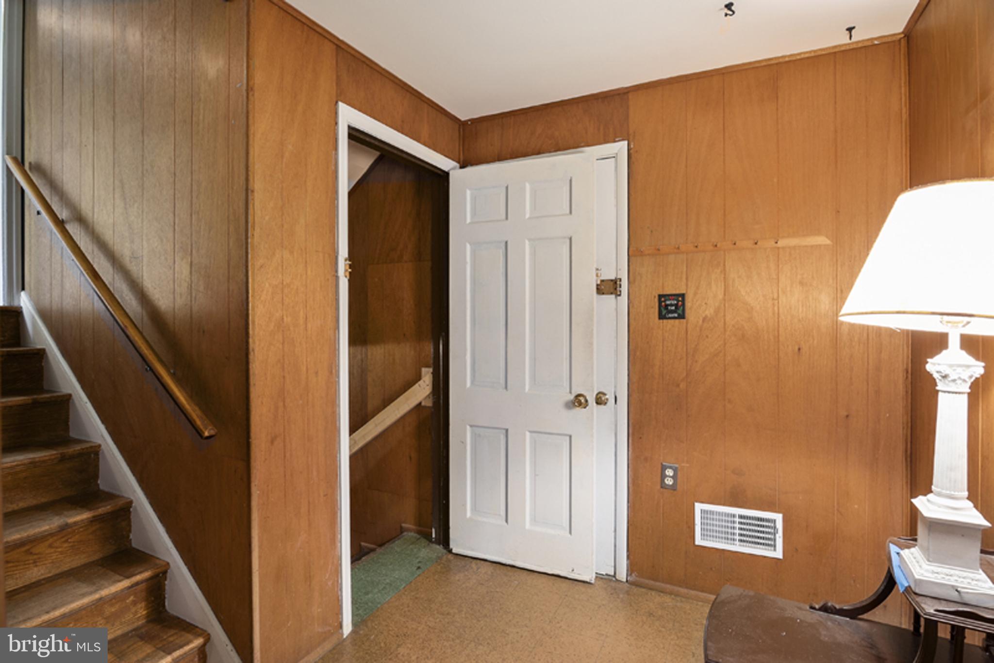 41 Ferncliff Road Newark, DE 19711 - Photo 15 of 22 Lower Level Hall to Family Room, Garage & Basement