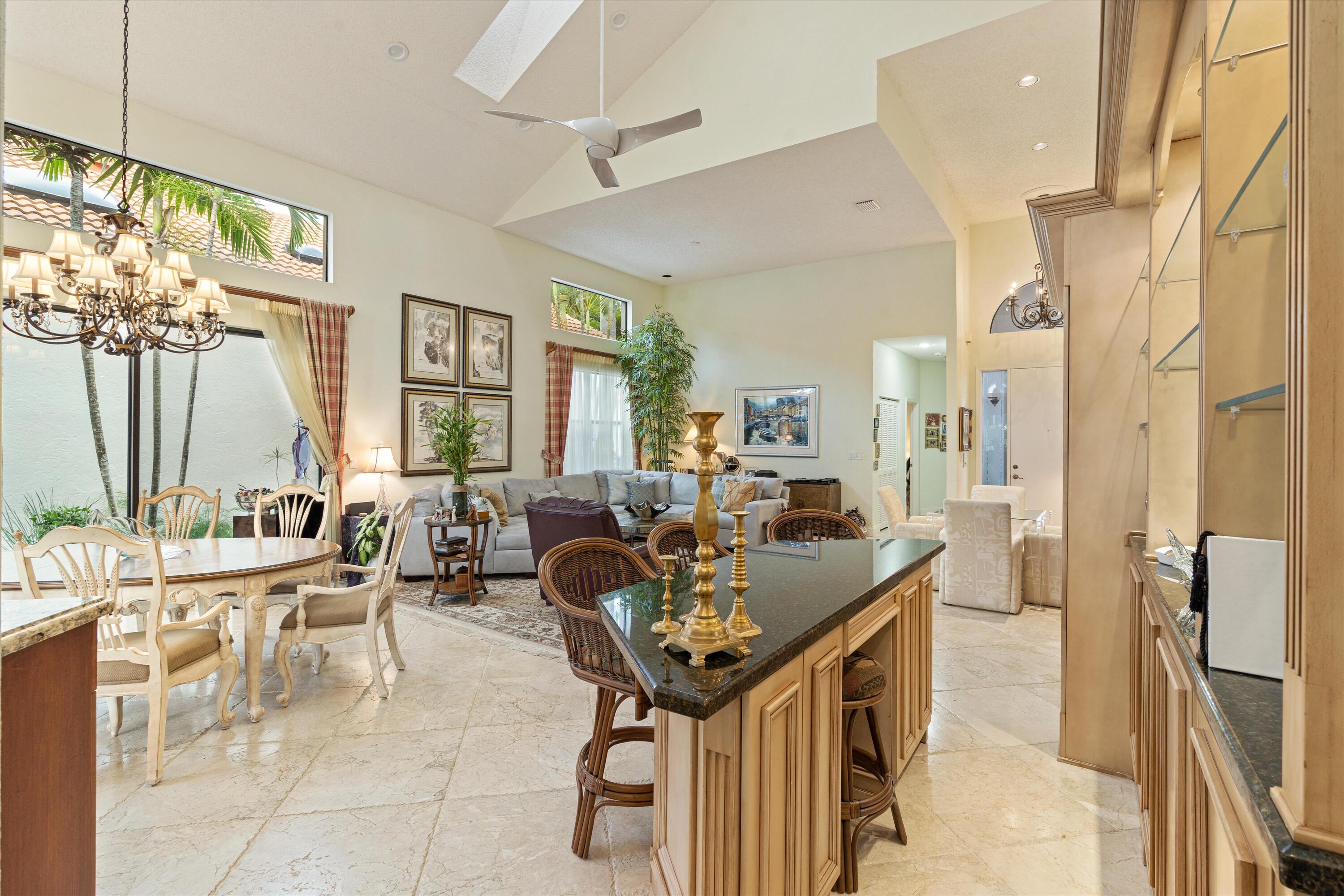 17129 Ryton Lane Boca Raton, FL 33496 - Photo 5 of 24 Bar Area