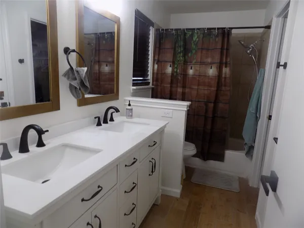 $2,100 | 803 Jasmine Trail, Georgetown, TX 78626