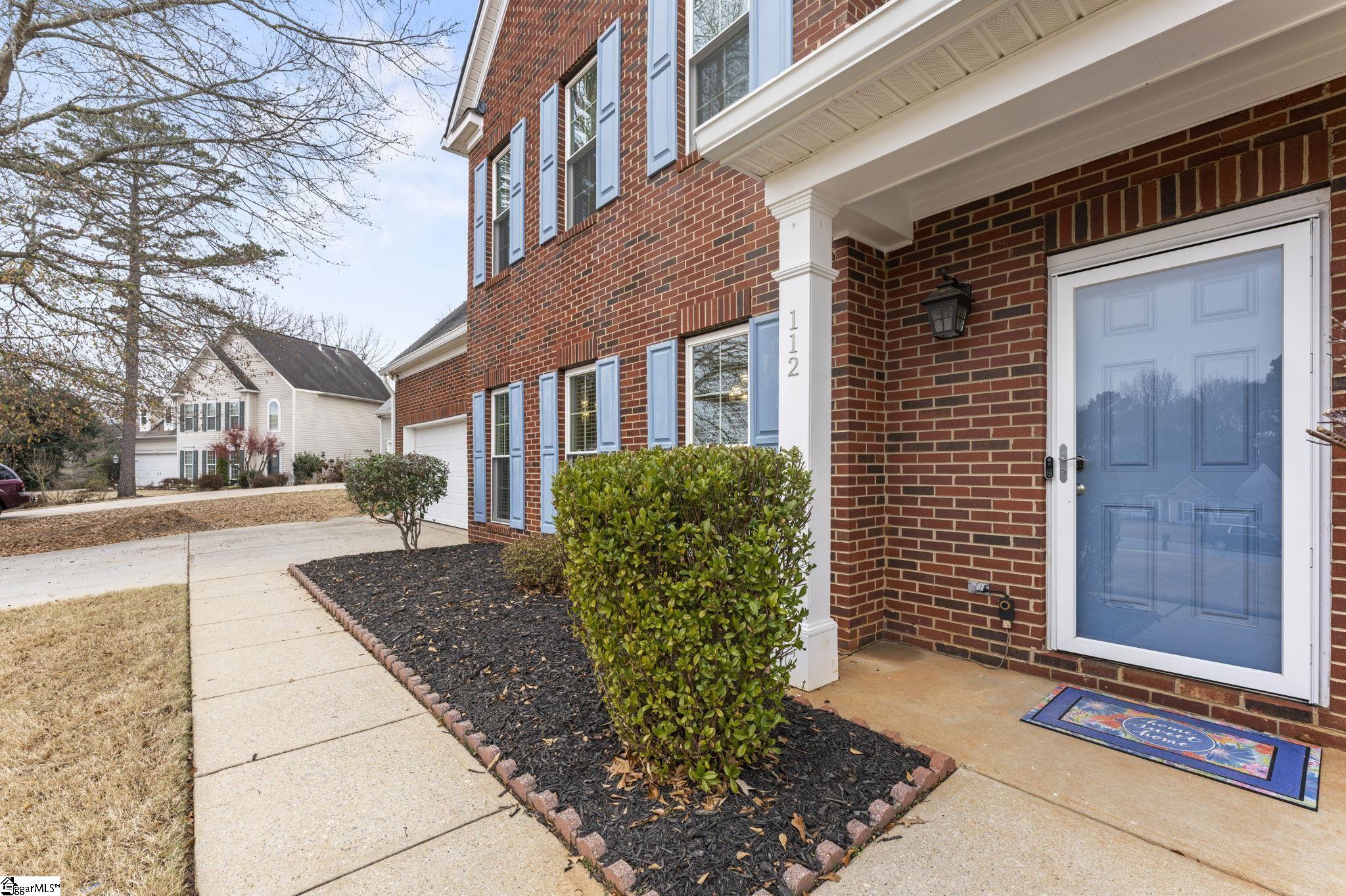 112 Bathurst Lane Simpsonville, SC 29681 - Photo 2 of 34