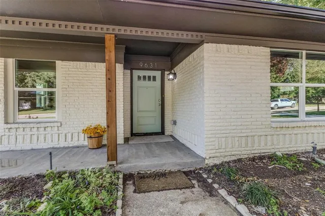 $3,300 | 9631 Liptonshire Drive, Dallas, TX 75238