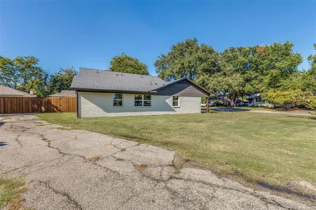 $3,300 | 9631 Liptonshire Drive, Dallas, TX 75238