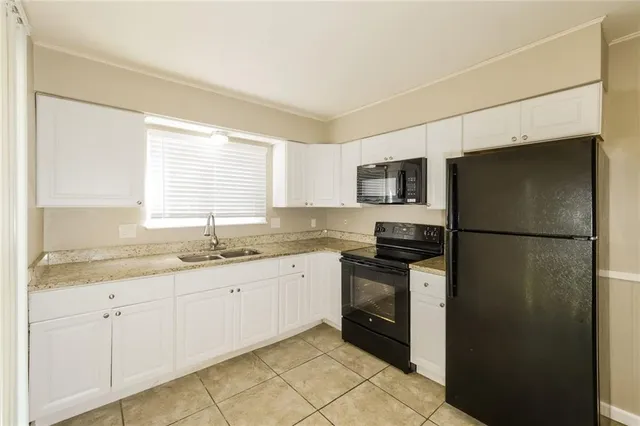 $1,540 | 11943 Sycamore Avenue, Grandview, MO 64030