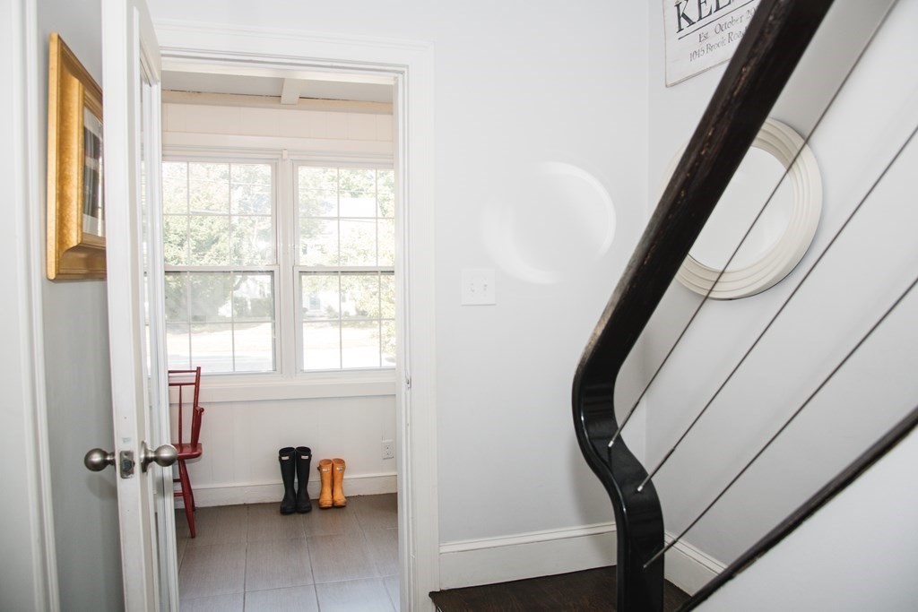 1045 Brook Road Milton, MA 02186 - Photo 14 of 40